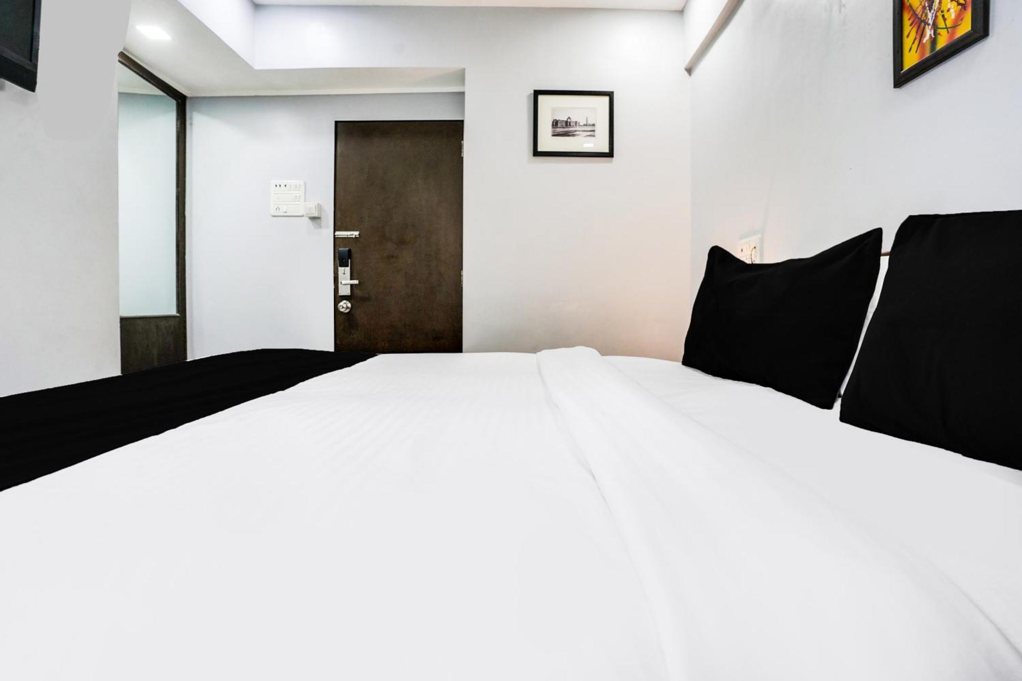 Collection O Andheri Near Mumbai Airport Formerly We Stay מראה חיצוני תמונה