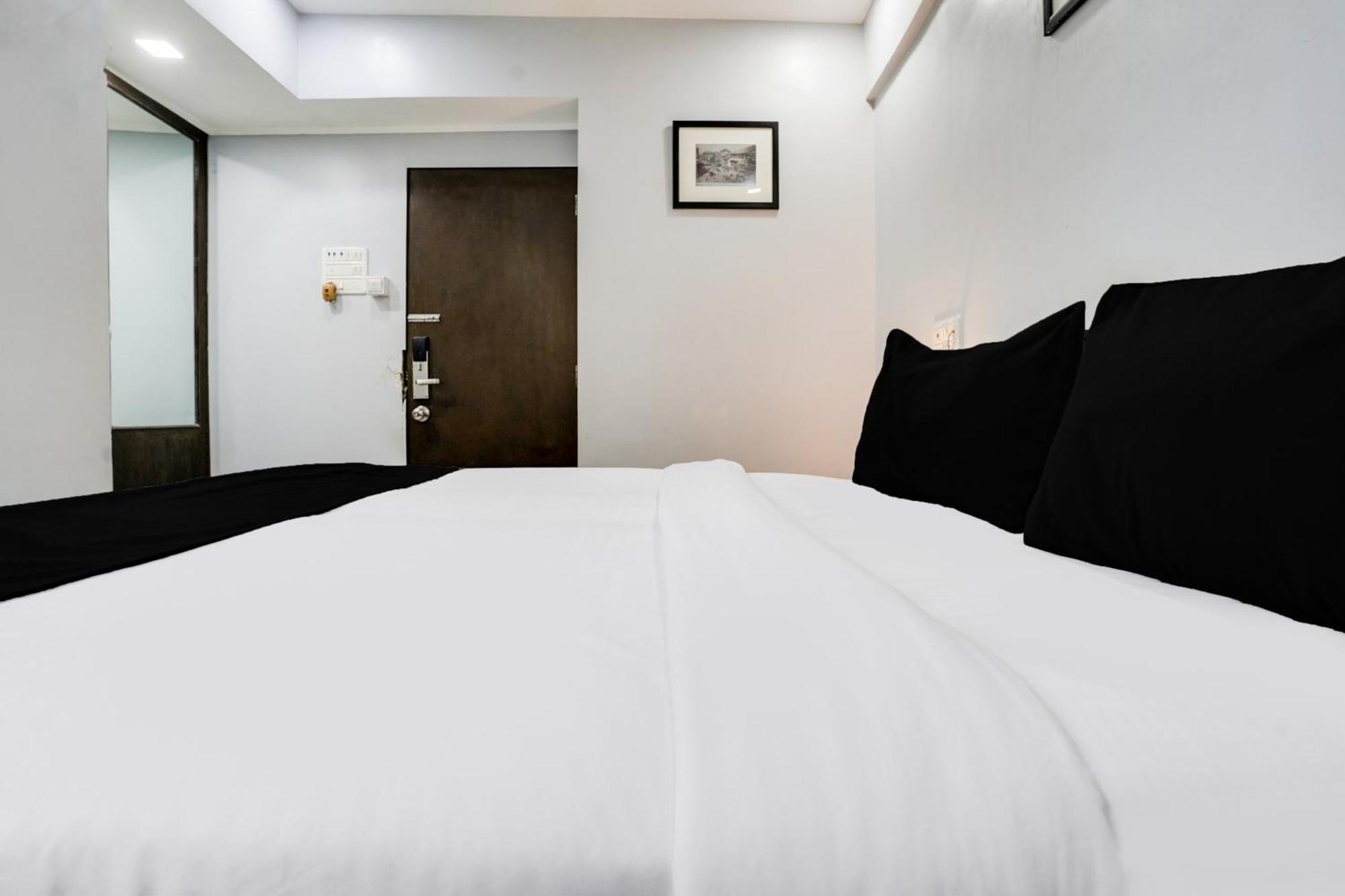 Collection O Andheri Near Mumbai Airport Formerly We Stay מראה חיצוני תמונה